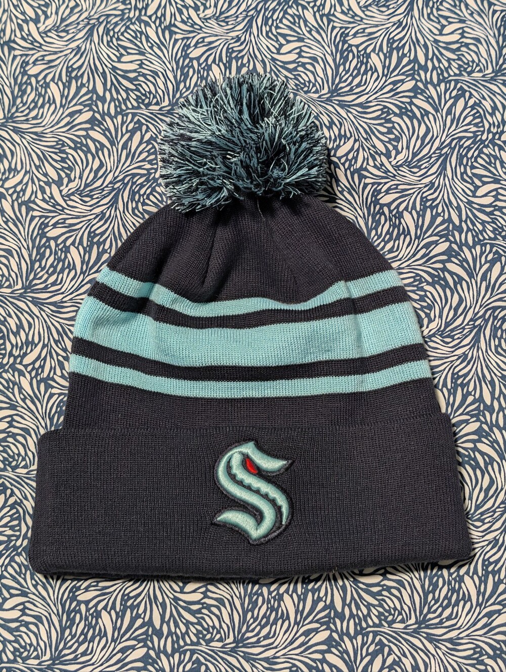Fanatics Seattle Kraken Knit Pom Pom Beanie Winter Hat Unisex NHL Hockey